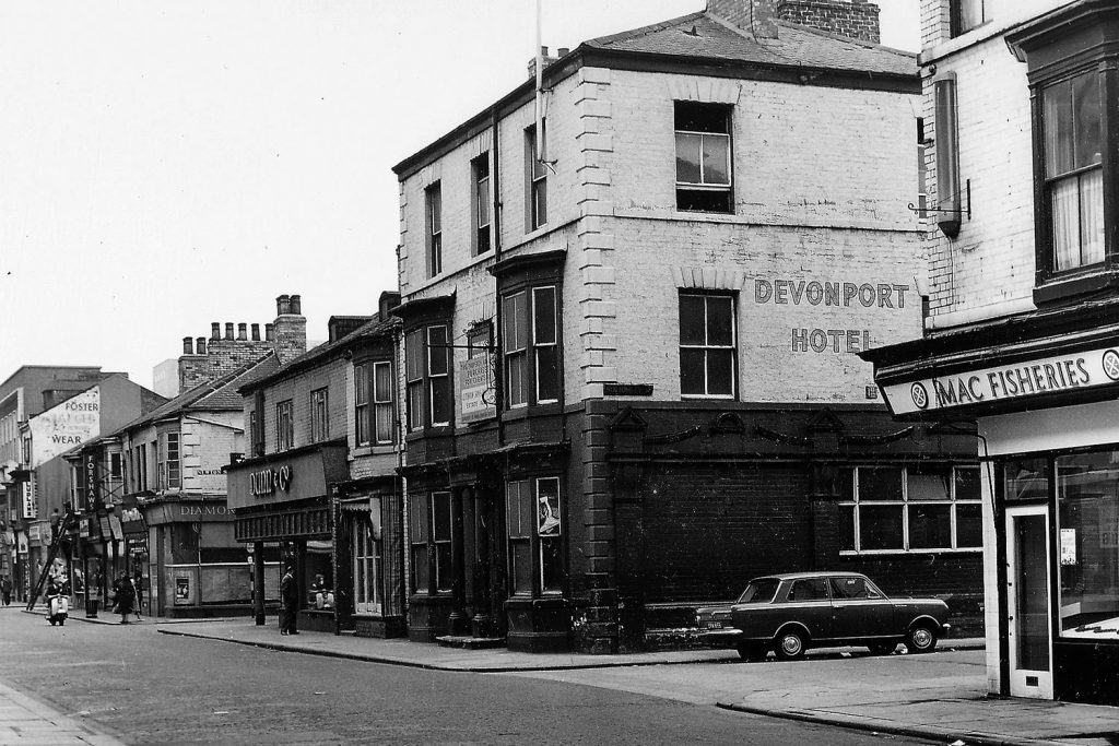 Nostalgic photos give a fascinating look at Linthorpe Road in ...